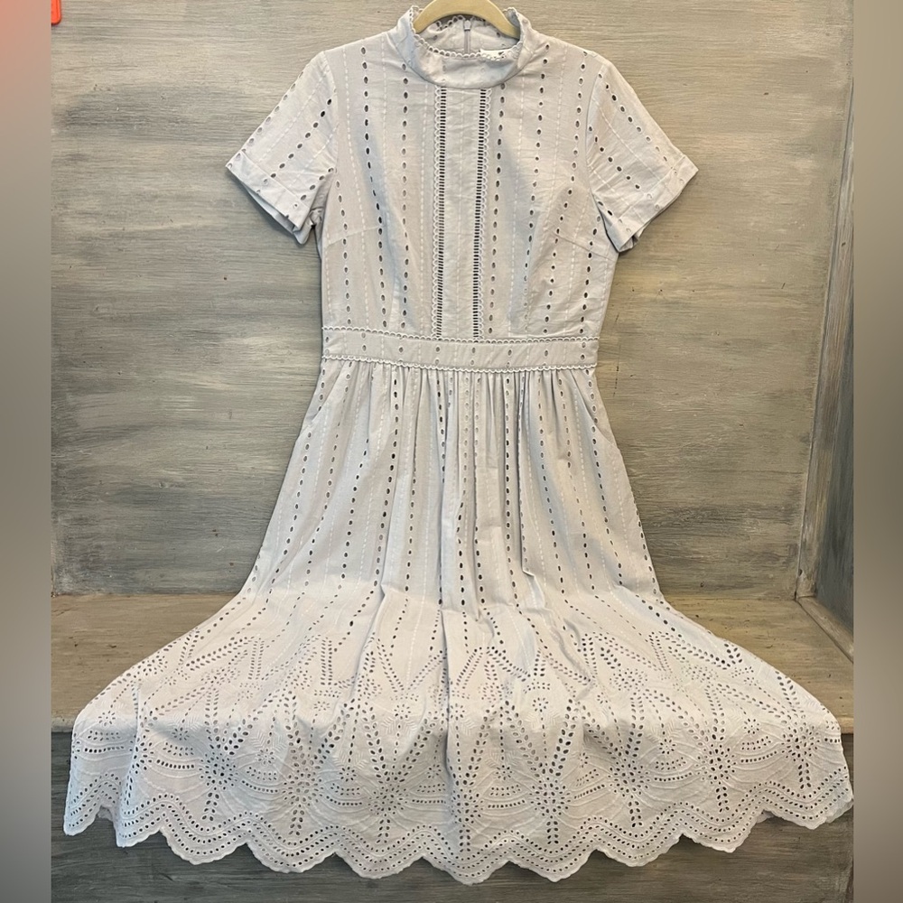 We are Kindred 100% Cotton‎ Light Gray Eyelet Full Length Dress Size U.S. 8 LN